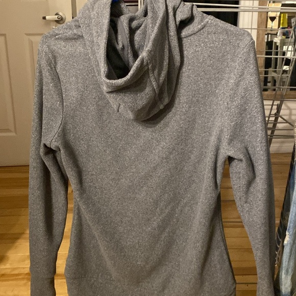 Bench polyester soft sweatshirt
Size: Small - Picture 2 of 5